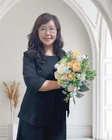 Michelle Zhang - Jardin Eden Flowers & Aromatique