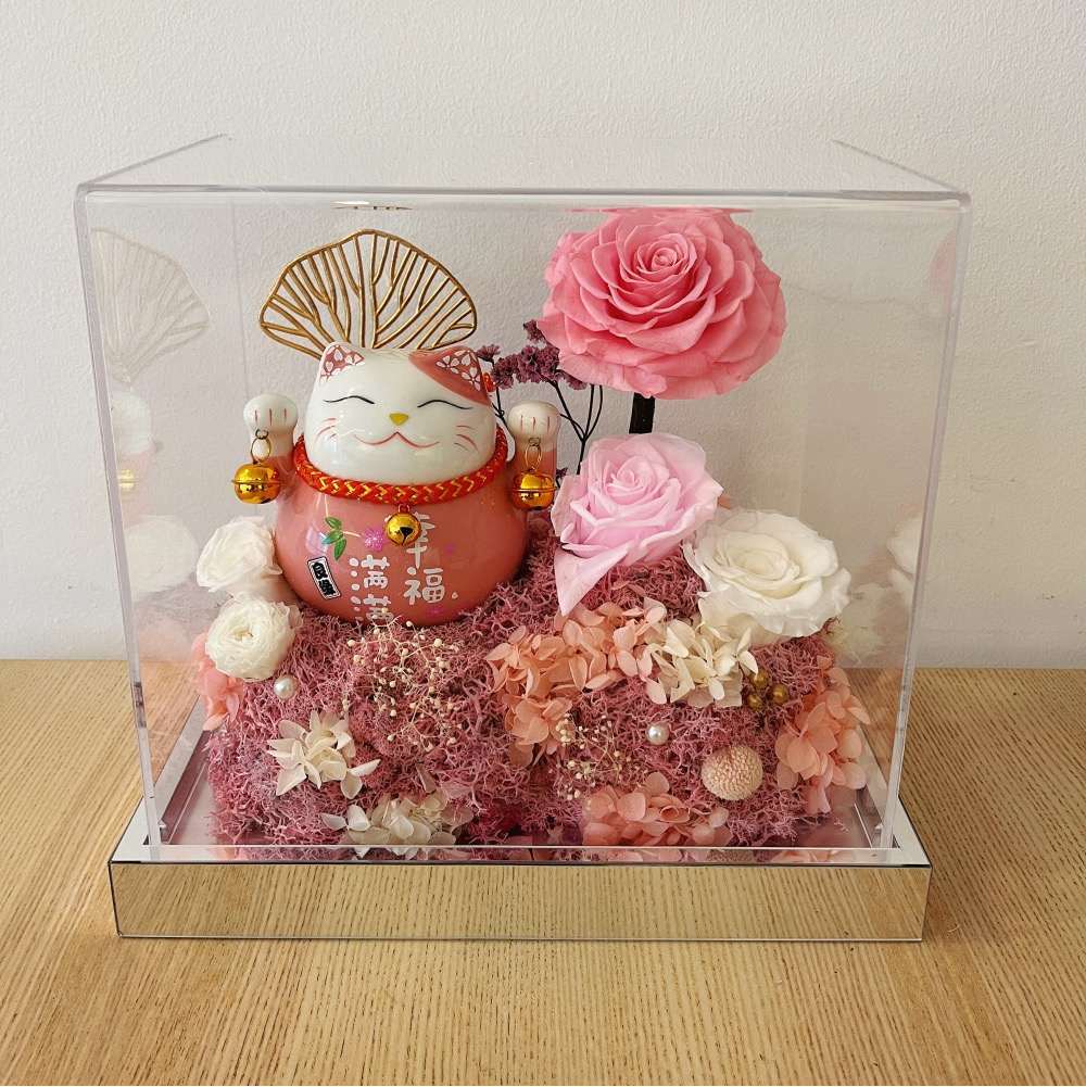 Preserved flowers Lucky Cat Fortune Cat for Chinese New Year and House Warming by Jardin Eden